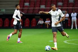 不仅意味着 不仅意味着