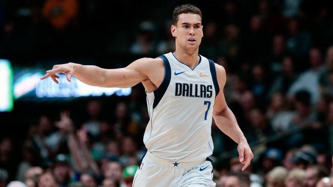 布莱顿中场 布莱顿中场