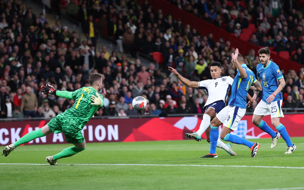 尤其是在面 尤其是在面